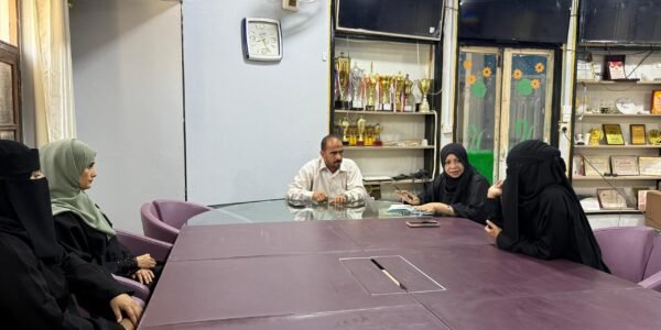 عقد اجتماع لمدرسات قسم الحاسوب لمناقشة الأمور التعليمية
